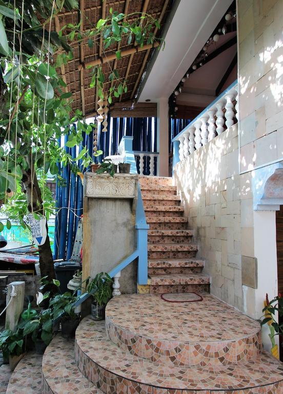 Blue Bamboo Hotel 2*